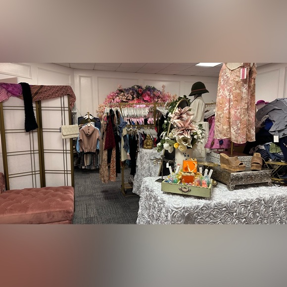 Horse Print Lantern Sleeve NEW - Stunning Fit - Picture 13 of 14